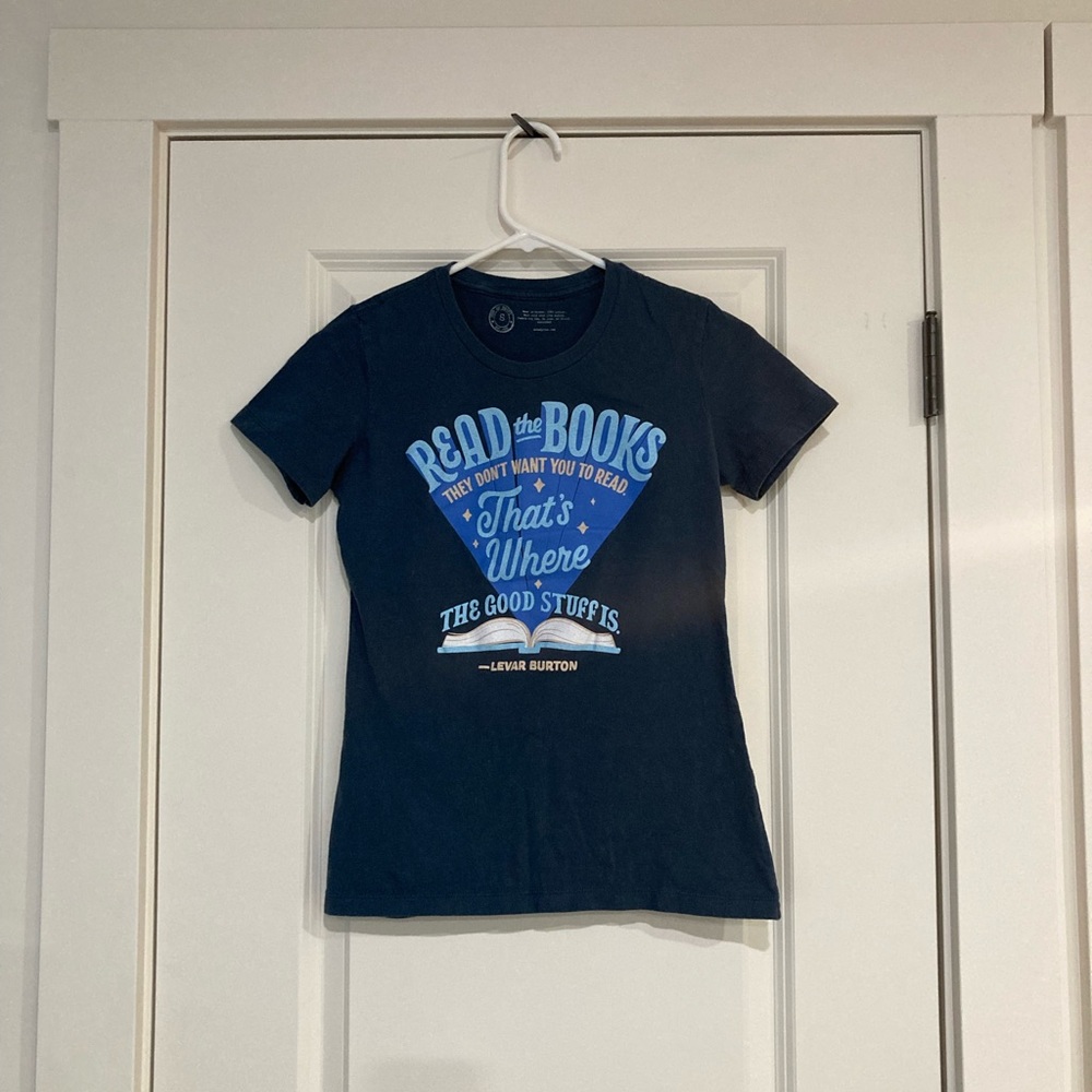 Navy Graphic Cap Sleeve READ T-Shirt